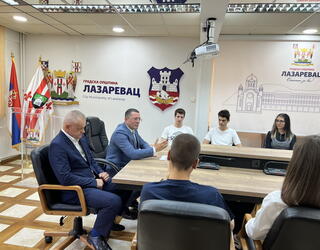 Najboljim studentima dodeljene opstinske nagrade (3)