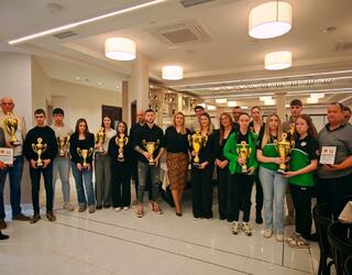 IMG-17444b85ae936fdeb8c944aae58de346-V