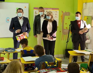 Podela Recitanke prvacima OS Knez Lazar (5)