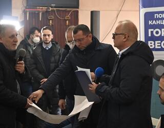 Pokretna kancelarija Gorana Vesica u Stepojevcu i Mirosaljcima (3)