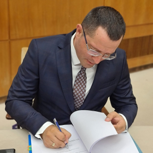 Potpisivanje ugovora za projekat Cista Srbija (1)