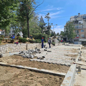 rekonstrukcija parkinga kod nove robne kuce u lazarevcu (2)