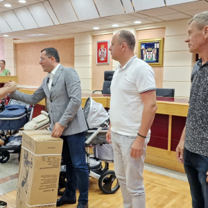 Podela kolica za decu rodjenu u maju 2023 (4)