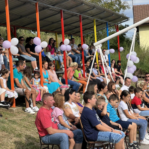 Школа у Трбушници организовала свечану приредбу за ђаке прваке (11)